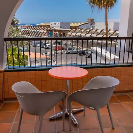 Paradise Park Fun Lifestyle Otel